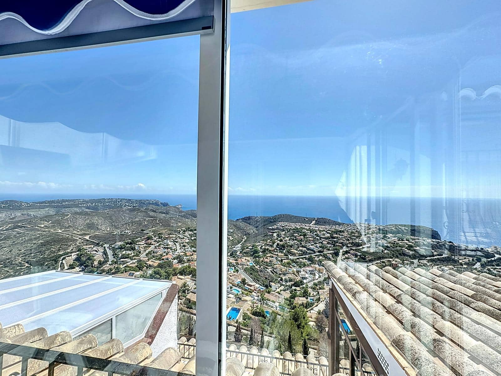 2 bedroom Apartment for sale in Benitachell / Benitatxell with pool garage - € 290,000 (Ref: 9521934)