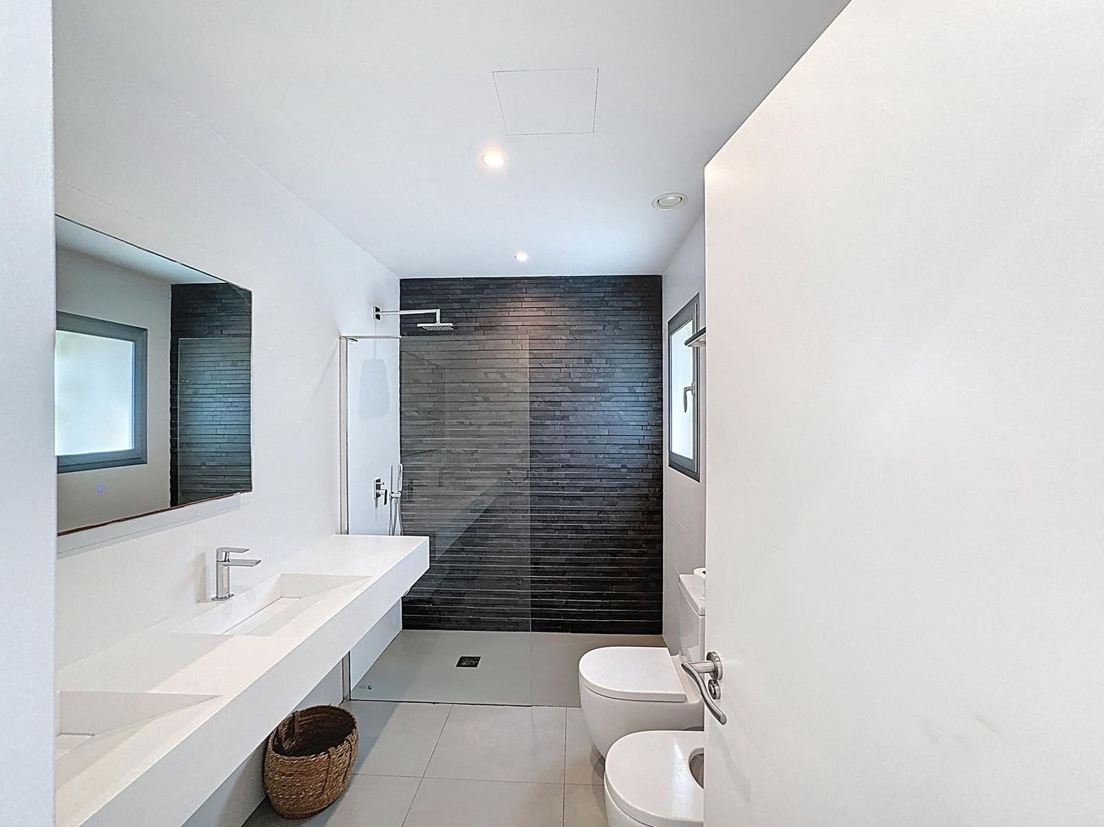 4 bedroom Villa for sale in Benitachell / Benitatxell with pool garage - € 1,125,000 (Ref: 9521937)