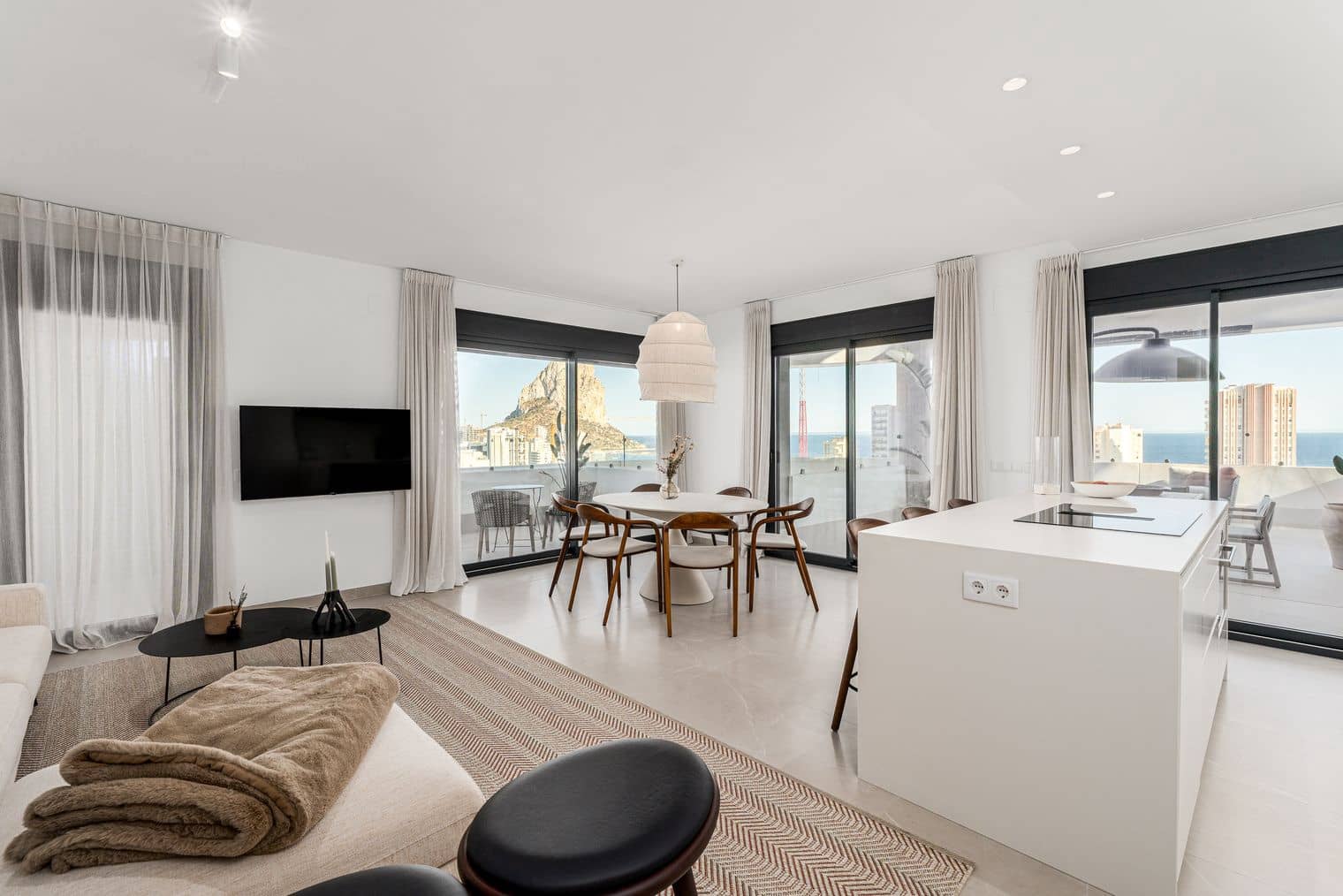 2 soveværelse Penthouse til salg i Calpe / Calp med swimmingpool garage - € 745.000 (Ref: 9521939)