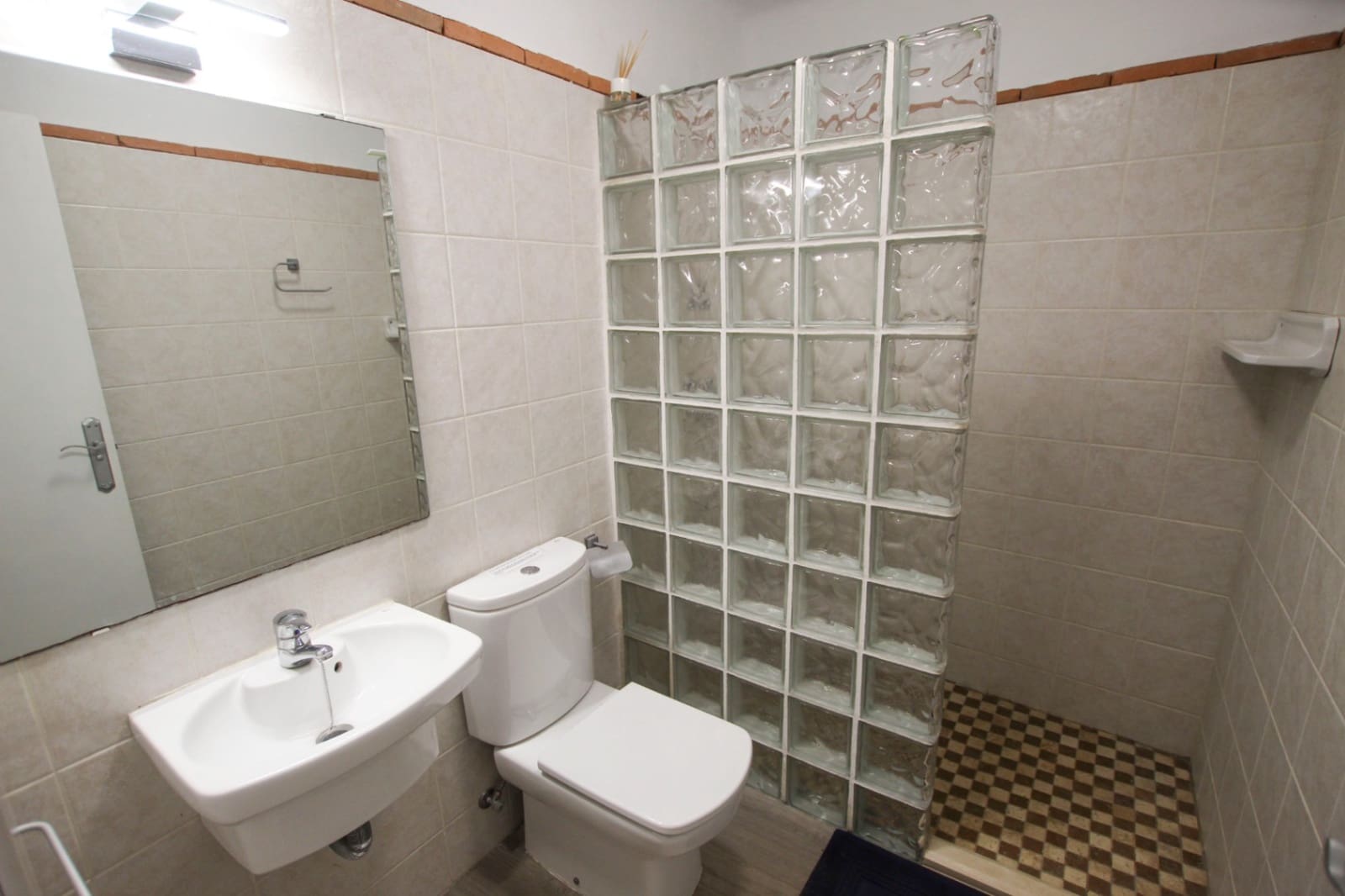 4 bedroom Villa for sale in Altea with pool garage - € 590,000 (Ref: 9521949)