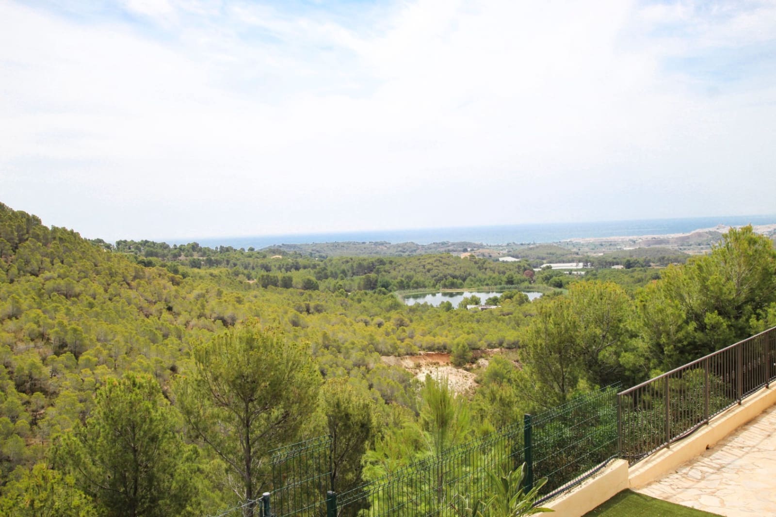 4 bedroom Villa for sale in Altea with pool garage - € 590,000 (Ref: 9521949)