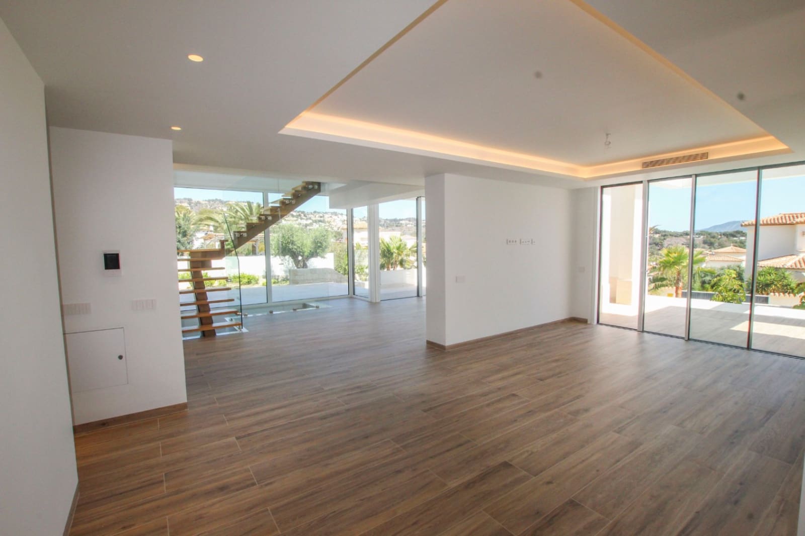 4 soveværelse Villa til salg i Benissa med swimmingpool garage - € 2.260.000 (Ref: 9521951)