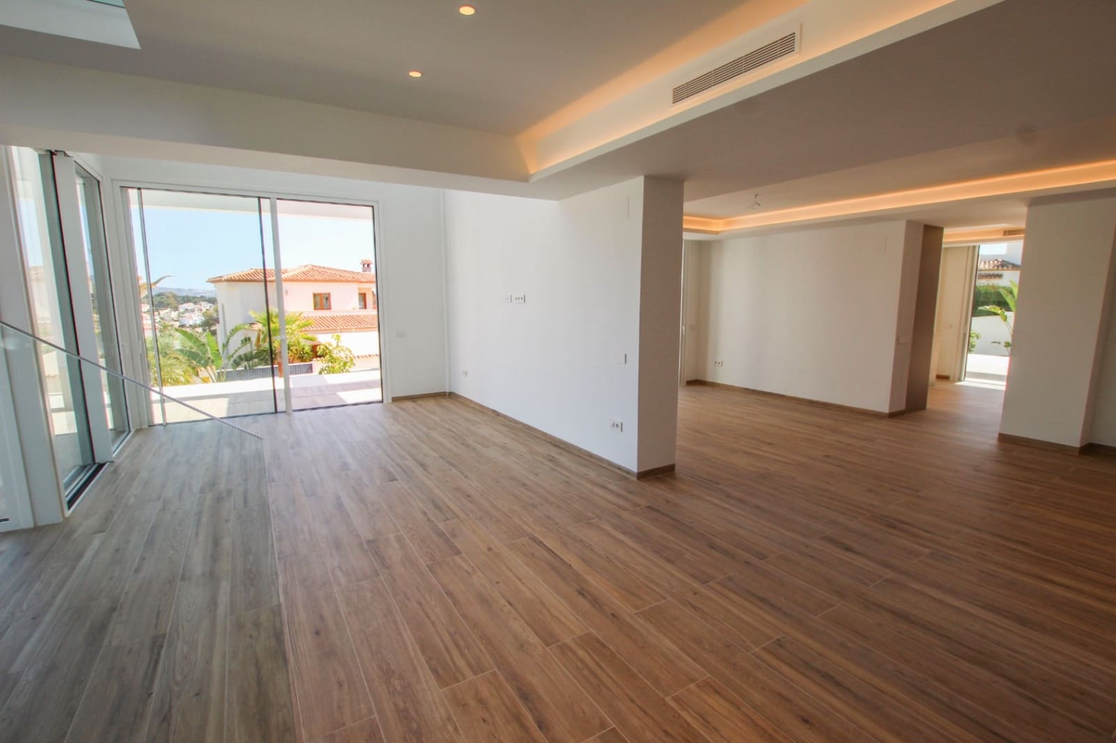 4 soveværelse Villa til salg i Benissa med swimmingpool garage - € 2.260.000 (Ref: 9521951)