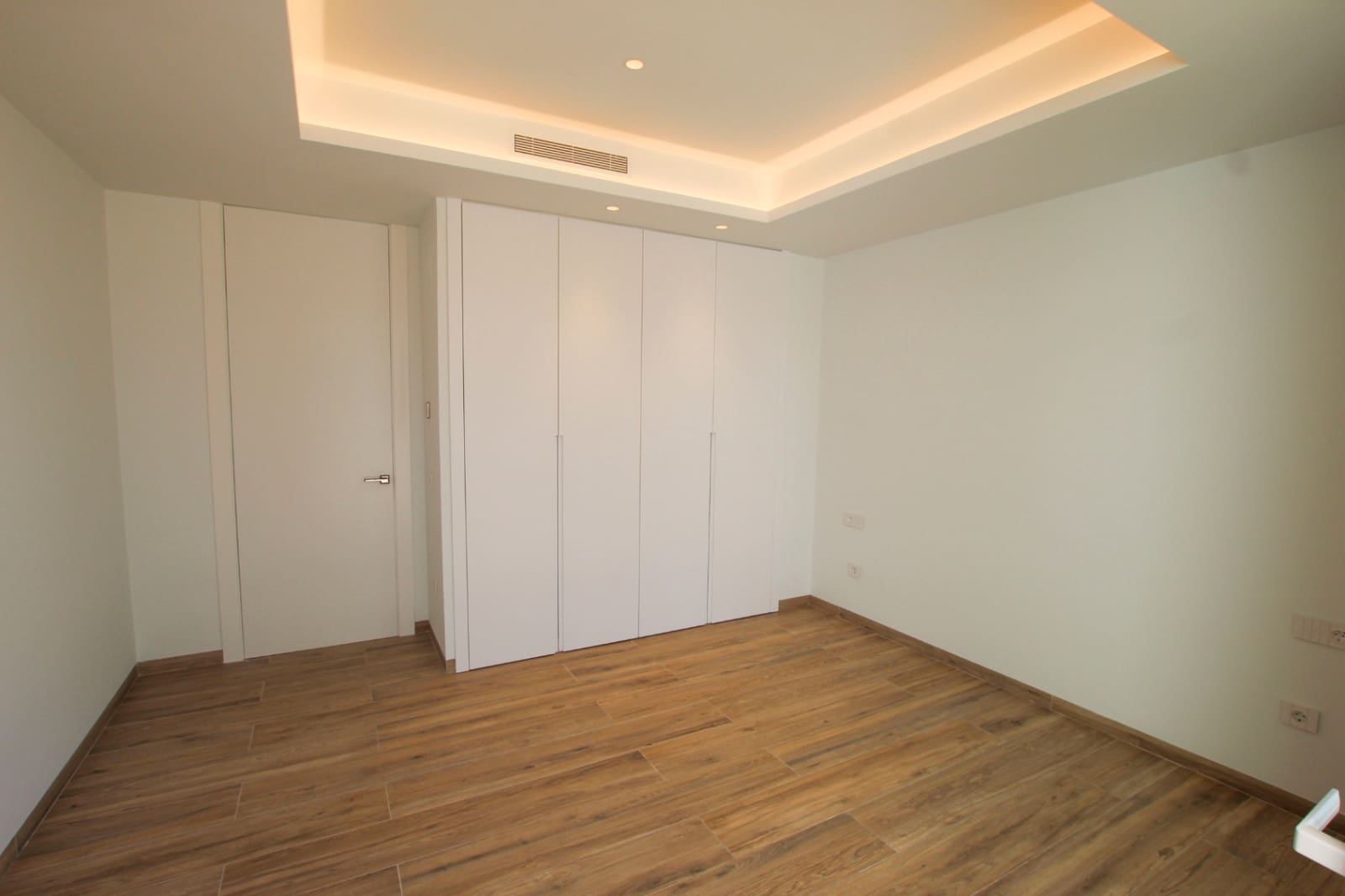 4 soveværelse Villa til salg i Benissa med swimmingpool garage - € 2.260.000 (Ref: 9521951)