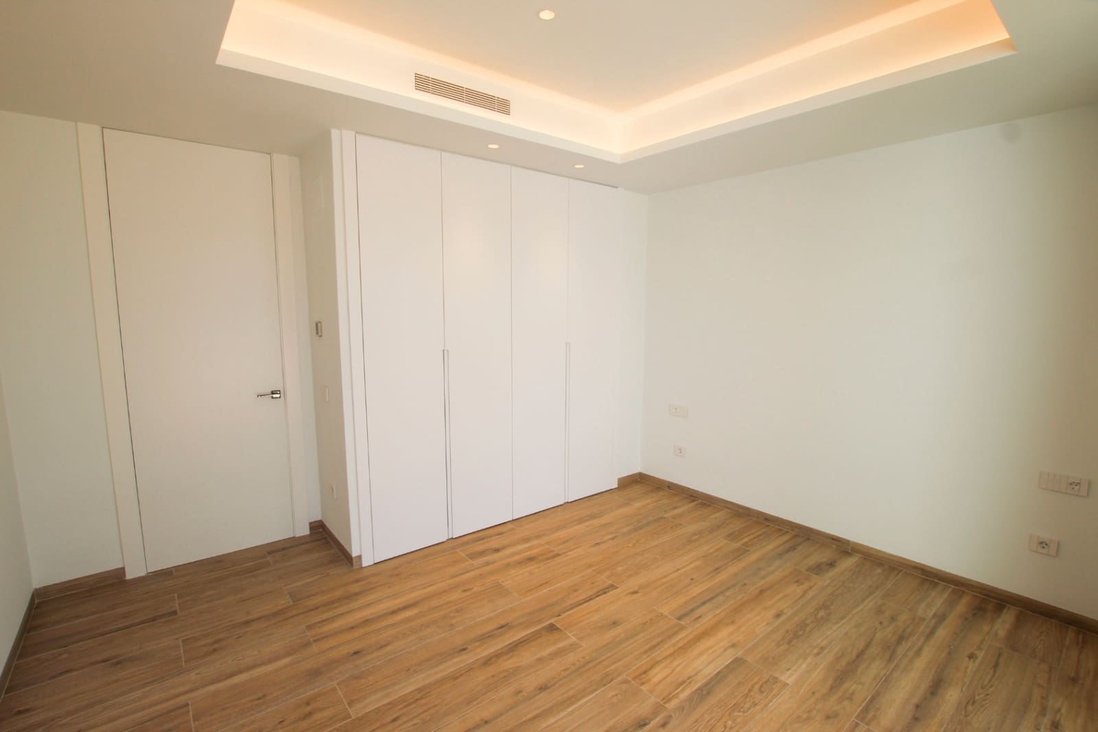 4 soveværelse Villa til salg i Benissa med swimmingpool garage - € 2.260.000 (Ref: 9521951)