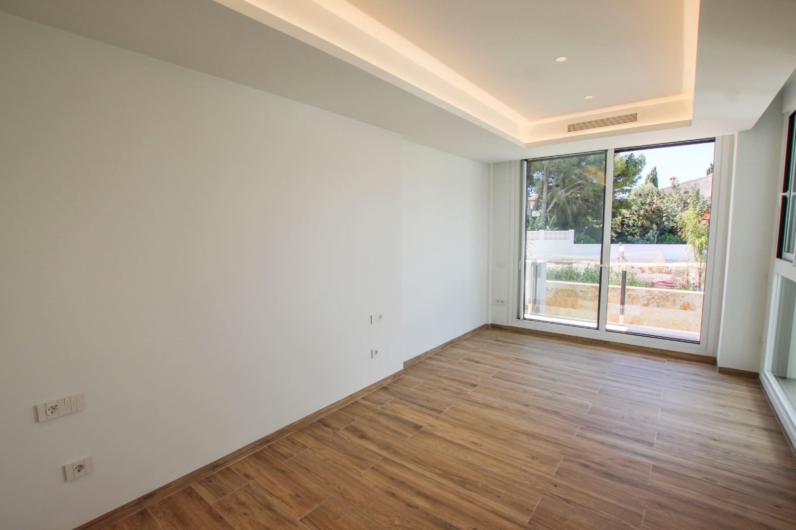 4 soveværelse Villa til salg i Benissa med swimmingpool garage - € 2.260.000 (Ref: 9521951)