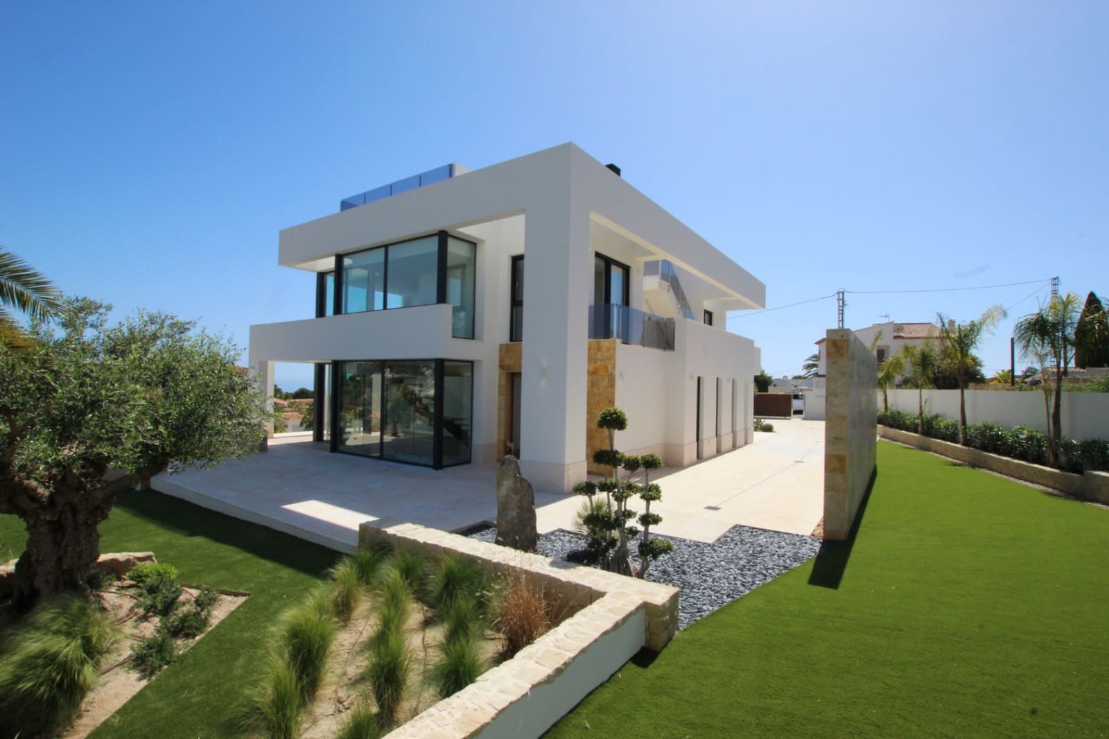 4 soveværelse Villa til salg i Benissa med swimmingpool garage - € 2.260.000 (Ref: 9521951)