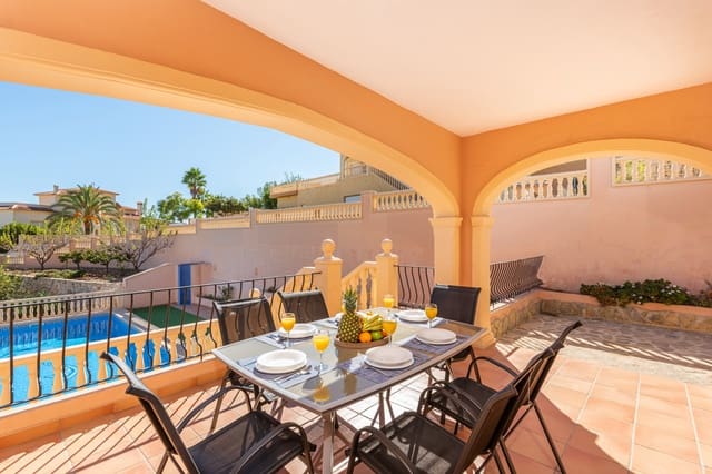 4 makuuhuone Huvila myytävänä paikassa Calpe / Calp mukana uima-altaan - 665 000 € (Ref: 9528947)