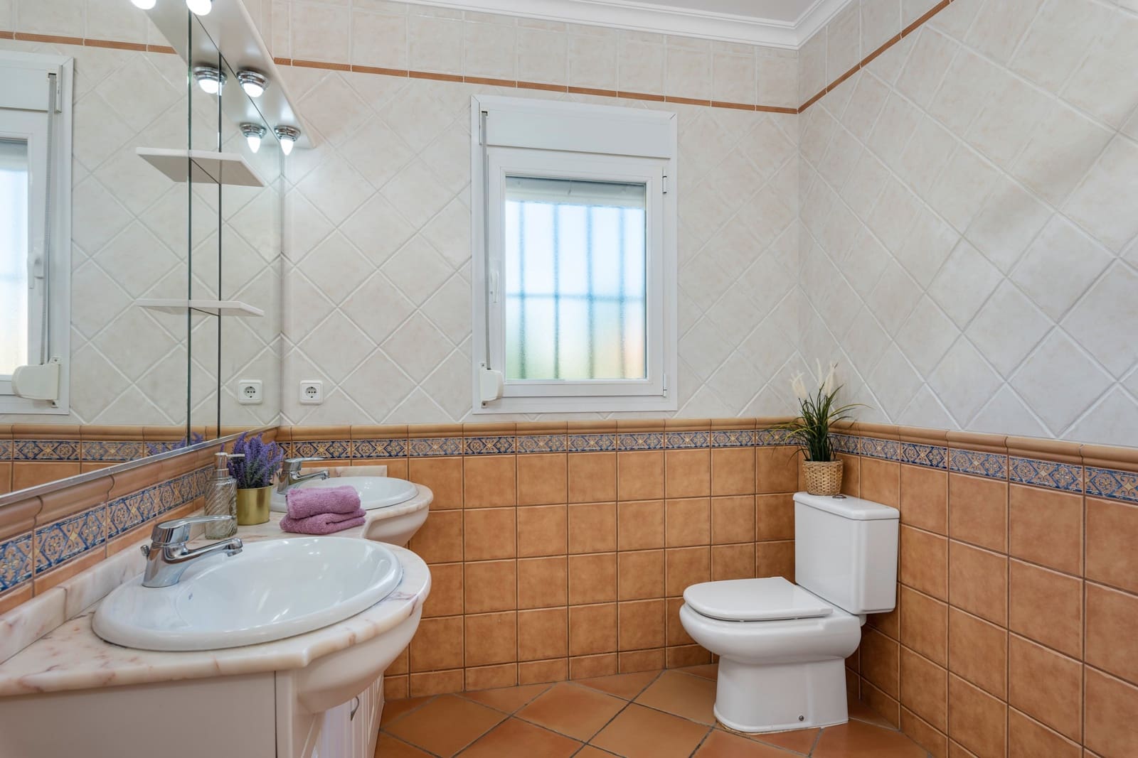 4 makuuhuone Huvila myytävänä paikassa Calpe / Calp mukana uima-altaan - 665 000 € (Ref: 9528947)