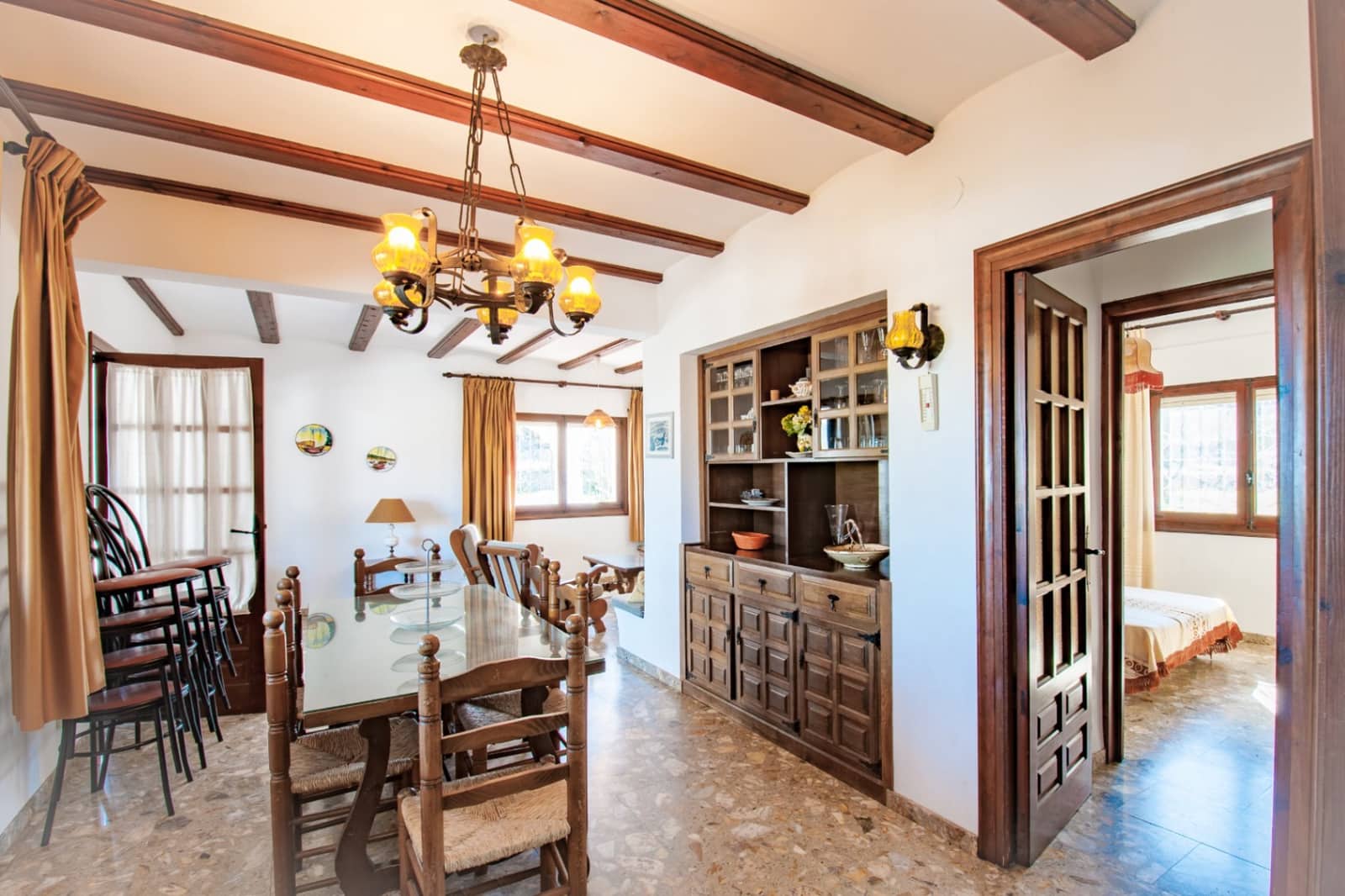 6 bedroom Villa for sale in Benissa with pool - € 890,000 (Ref: 9528948)