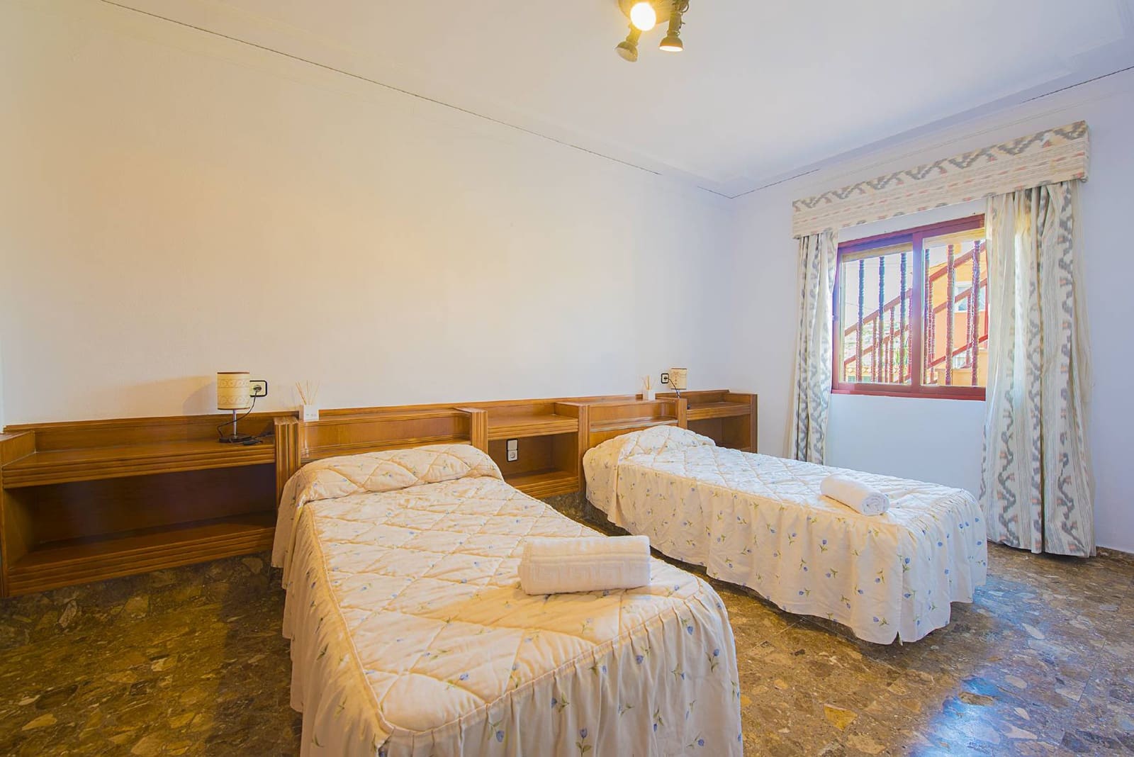 11 soveværelse Villa til salg i Calpe / Calp med swimmingpool - € 990.000 (Ref: 9528952)