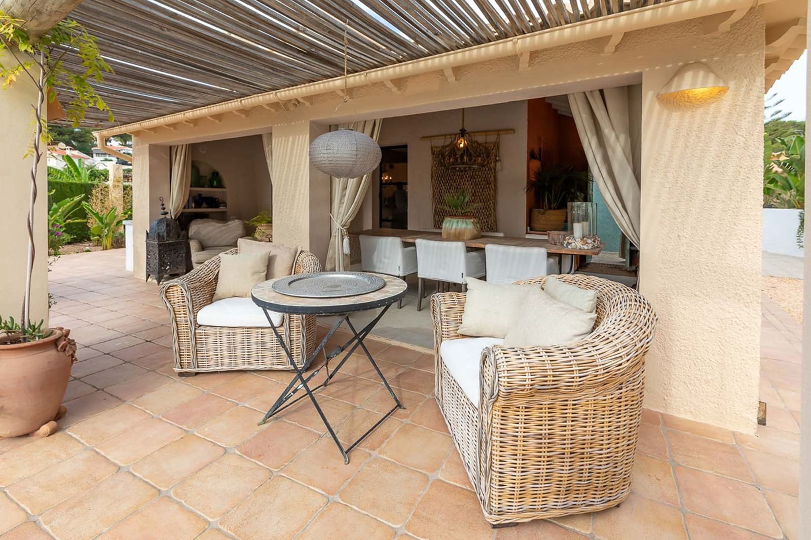 Chalet de 2 habitaciones en Moraira en venta con piscina - 680.000 € (Ref: 9534522)