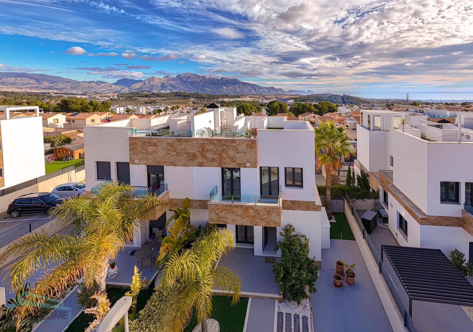 2 makuuhuone Paritalo myytävänä paikassa Polop mukana uima-altaan - 319 000 € (Ref: 9552403)