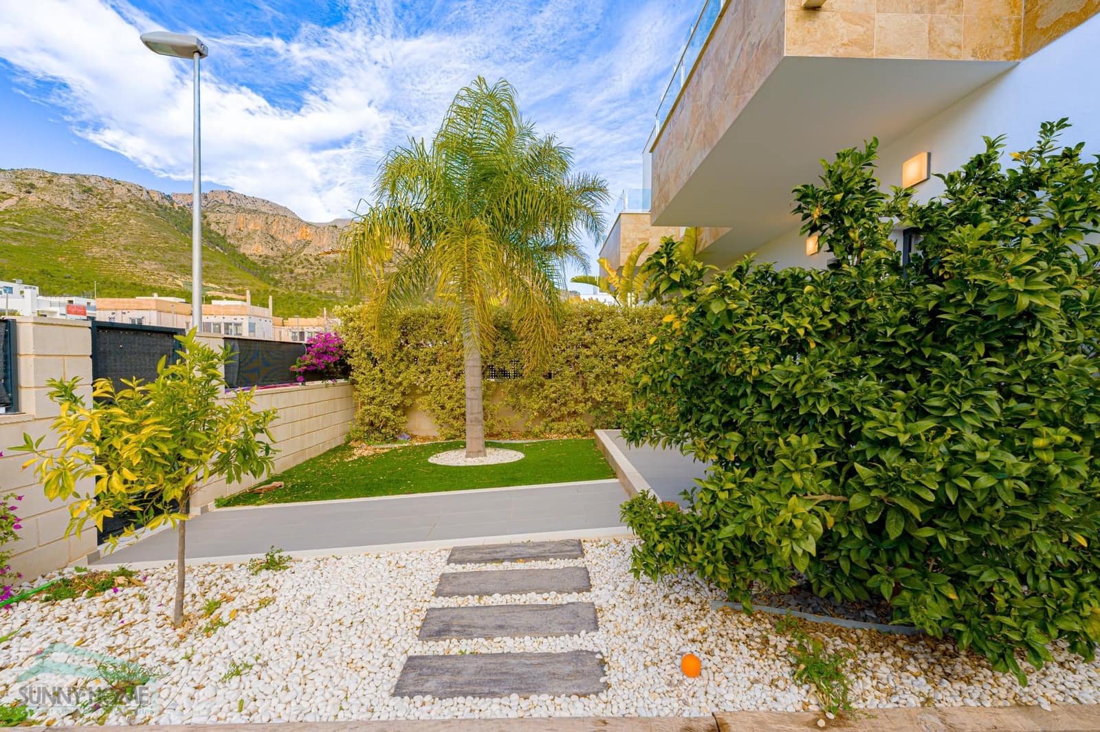 2 makuuhuone Paritalo myytävänä paikassa Polop mukana uima-altaan - 319 000 € (Ref: 9552403)