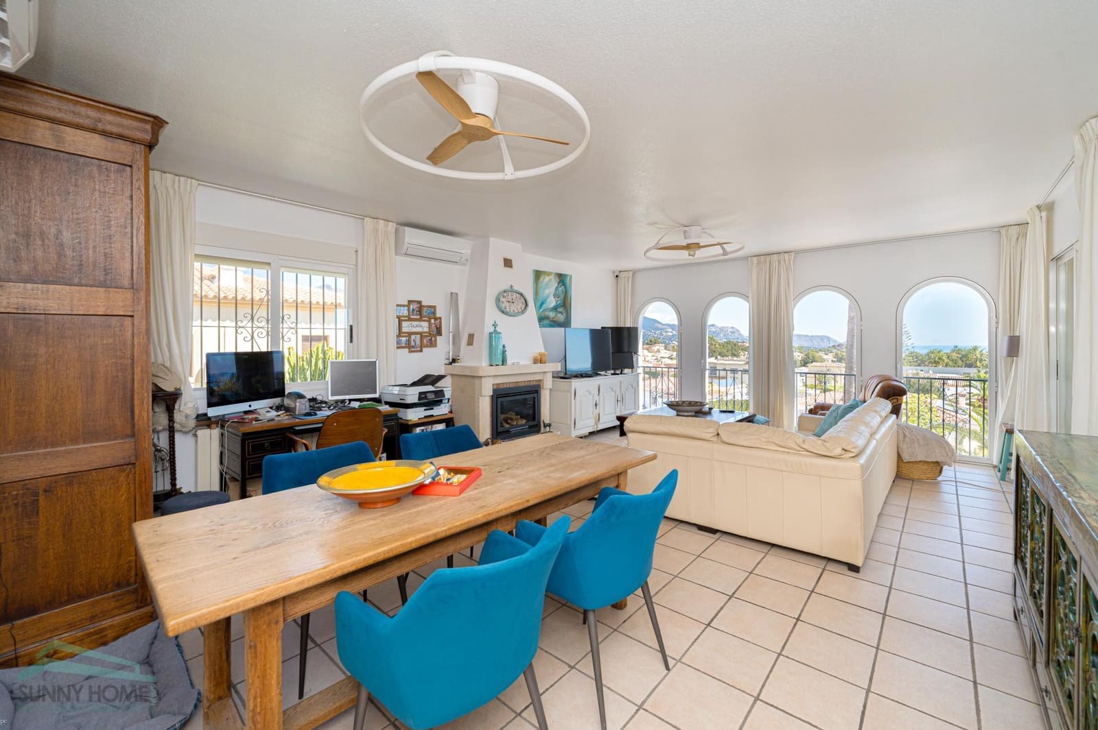 5 bedroom Villa for sale in La Nucia with garage - € 590,000 (Ref: 9558033)