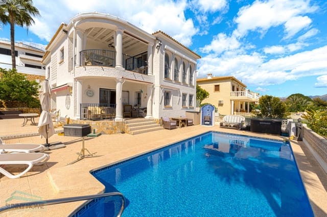 5 soveværelse Villa til salg i La Nucia med garage - € 590.000 (Ref: 9558033)