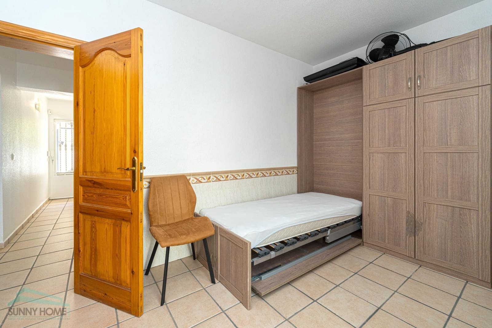 5 bedroom Villa for sale in La Nucia with garage - € 590,000 (Ref: 9558033)