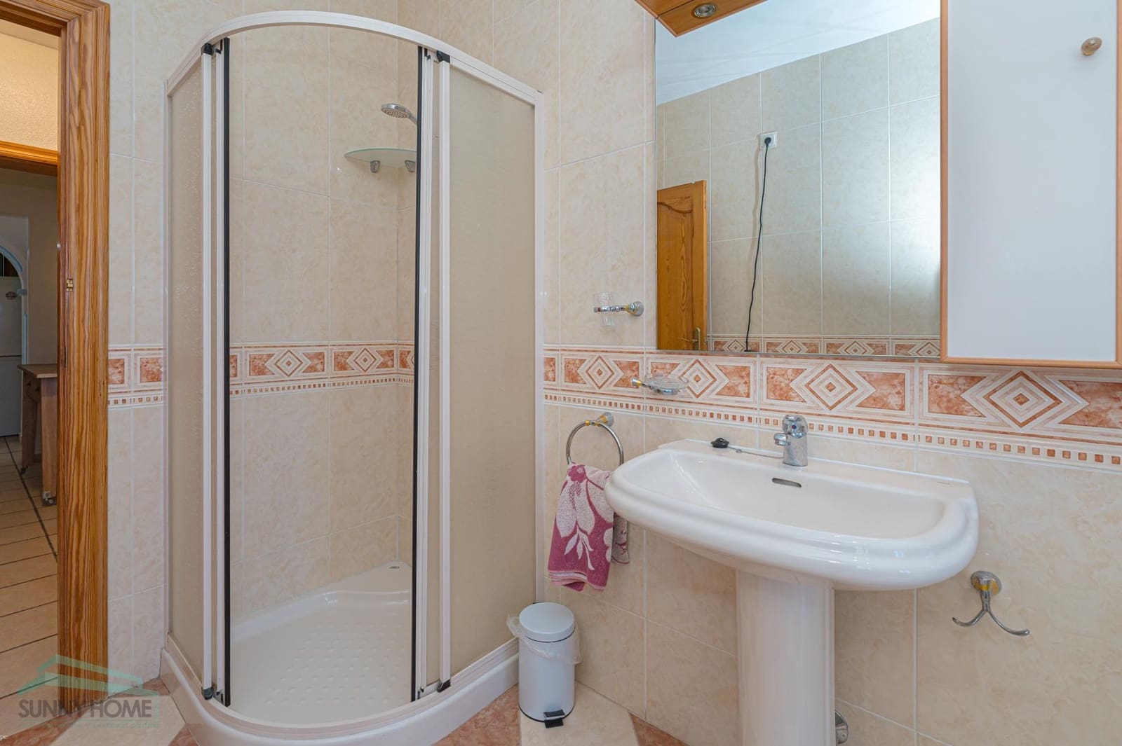 5 bedroom Villa for sale in La Nucia with garage - € 590,000 (Ref: 9558033)