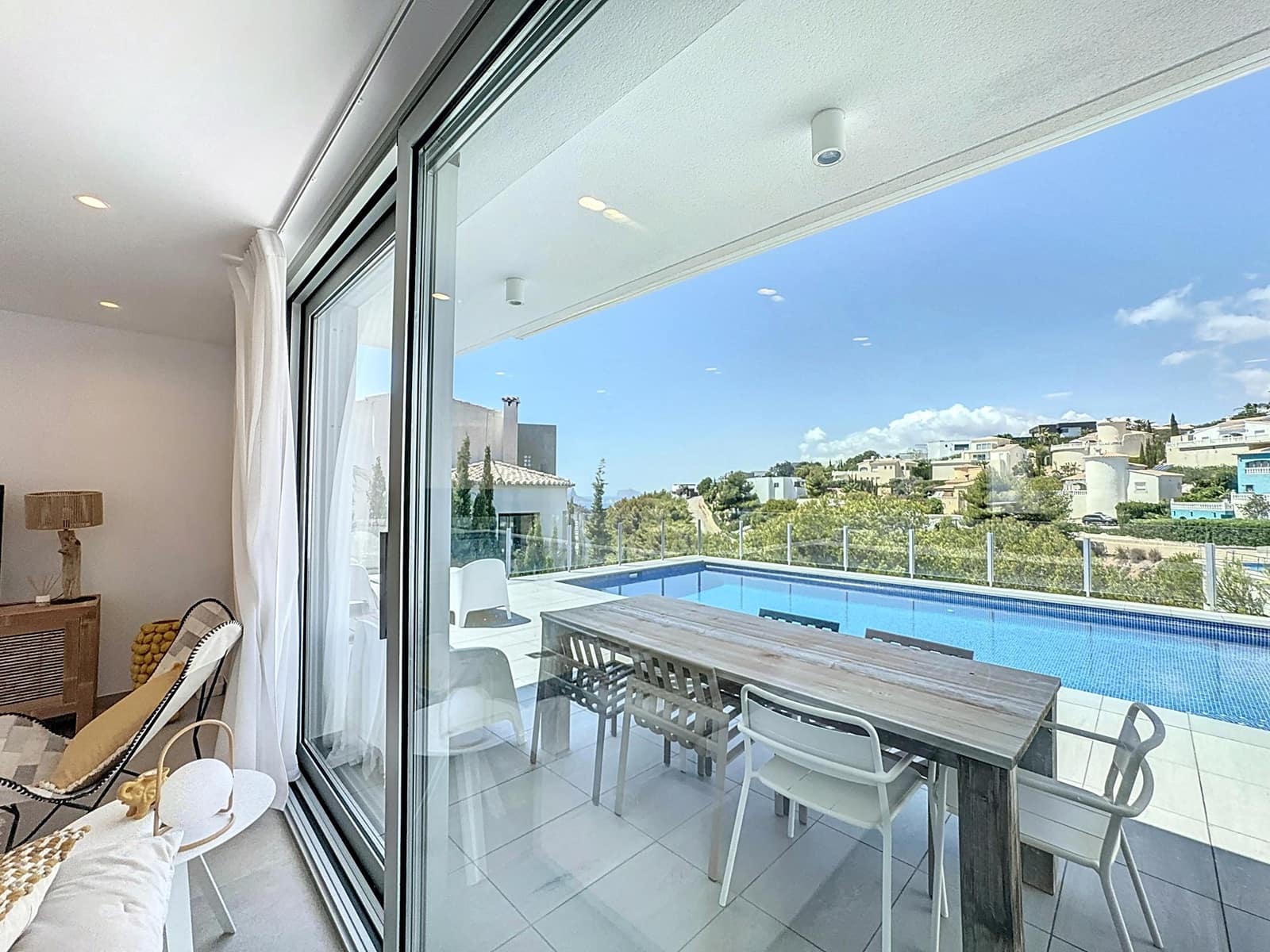 4 soveværelse Villa til salg i Benitachell / Benitatxell med swimmingpool garage - € 990.000 (Ref: 9571355)