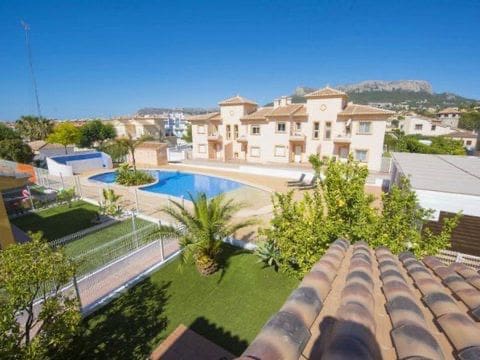 4 makuuhuone Huvila myytävänä paikassa Calpe / Calp mukana uima-altaan - 635 000 € (Ref: 9578979)