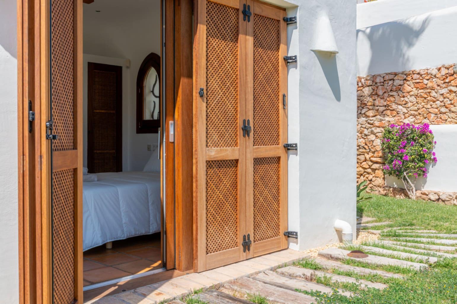 3 makuuhuone Huvila myytävänä paikassa Moraira mukana uima-altaan 
autotalli - 1 995 000 € (Ref: 9602720)