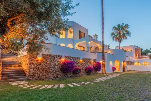 3 makuuhuone Huvila myytävänä paikassa Moraira, Teulada-Moraira mukana uima-altaan 
autotalli - 1 995 000 € (Ref: 9602720)