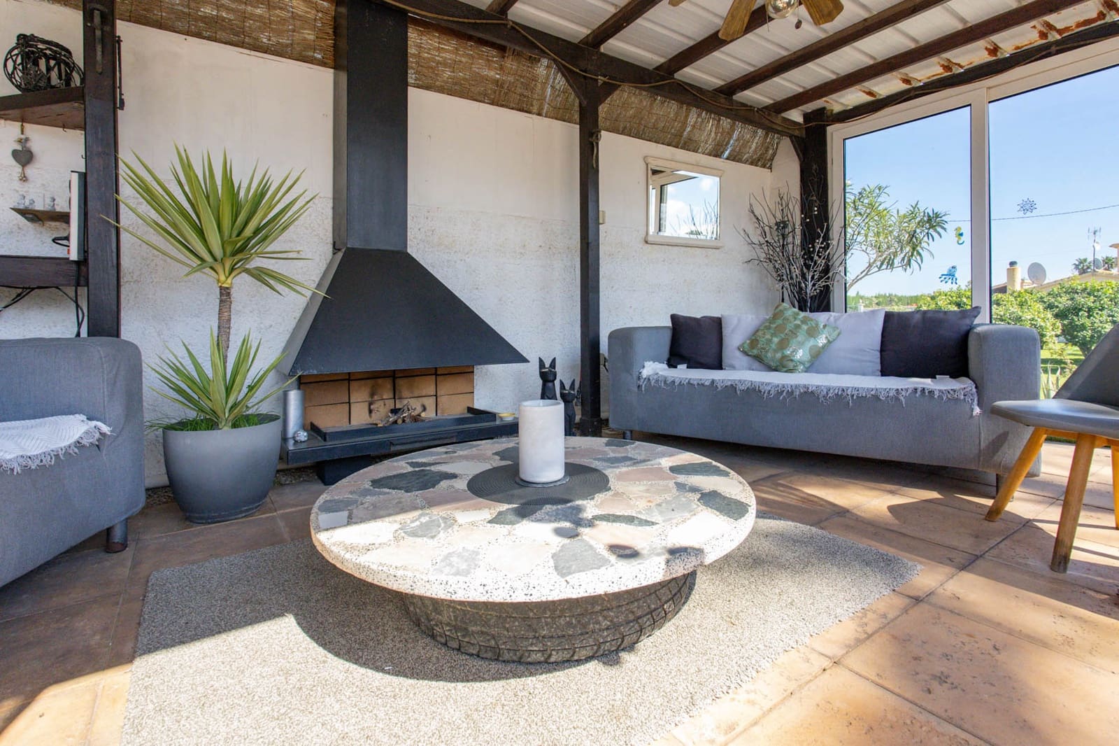 6 bedroom Villa for sale in Denia with pool - € 695,000 (Ref: 9611933)