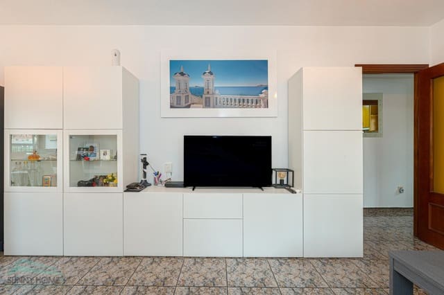 2 quarto Apartamento para venda em Benidorm com piscina - 220 000 € (Ref: 9641389)