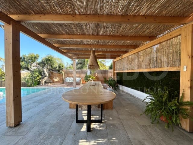 4 chambre Villa/Maison à vendre à Javea / Xàbia avec piscine - 1 500 000 € (Ref: 9656591)