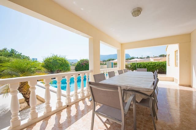 5 slaapkamer Villa te koop in Calpe / Calp met zwembad - € 585.000 (Ref: 9656592)