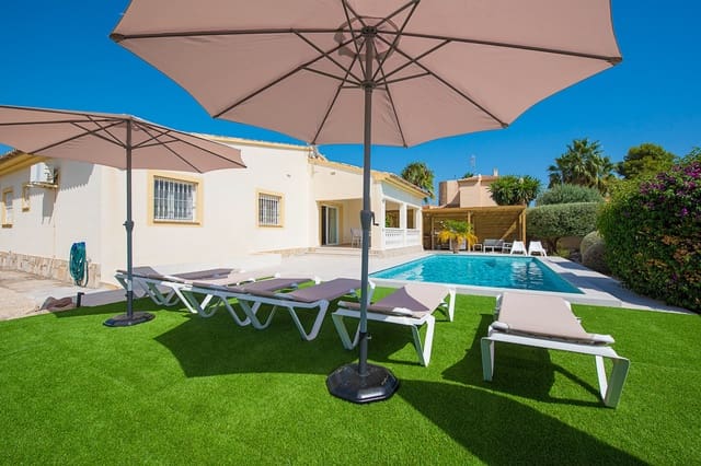 5 slaapkamer Villa te koop in Calpe / Calp met zwembad - € 585.000 (Ref: 9656592)