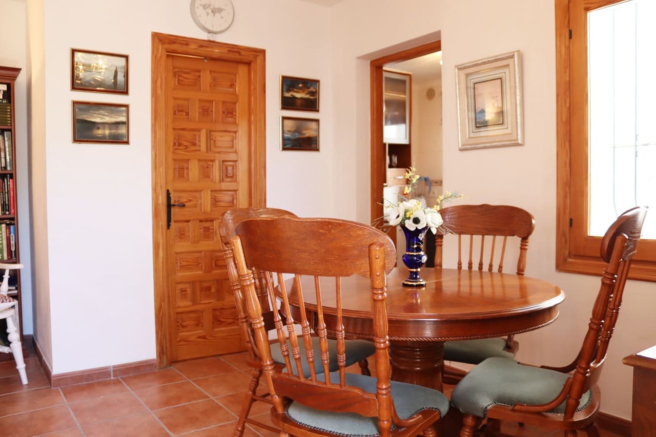 4 bedroom Villa for sale in Benigembla / Benichembla with pool garage - € 469,000 (Ref: 9680583)