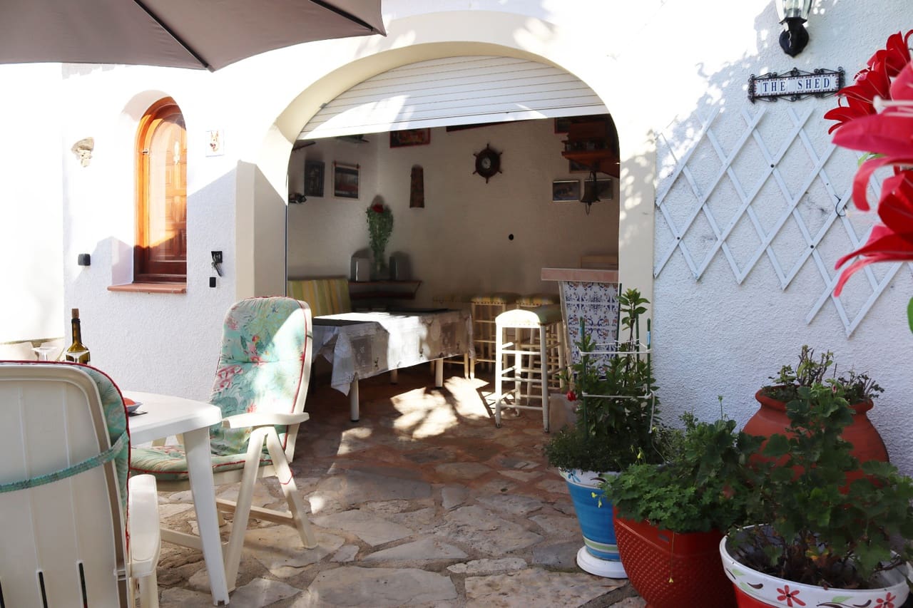 4 bedroom Villa for sale in Benigembla / Benichembla with pool garage - € 469,000 (Ref: 9680583)