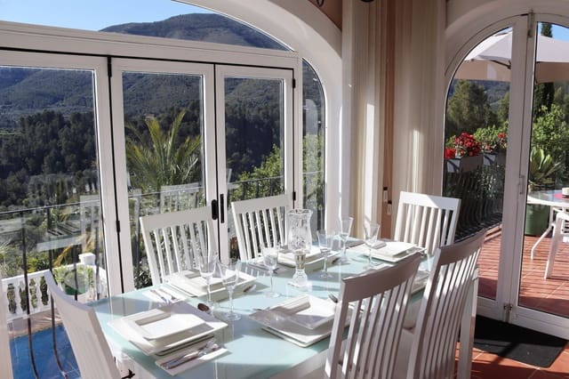 4 bedroom Villa for sale in Benigembla / Benichembla with pool garage - € 469,000 (Ref: 9680583)