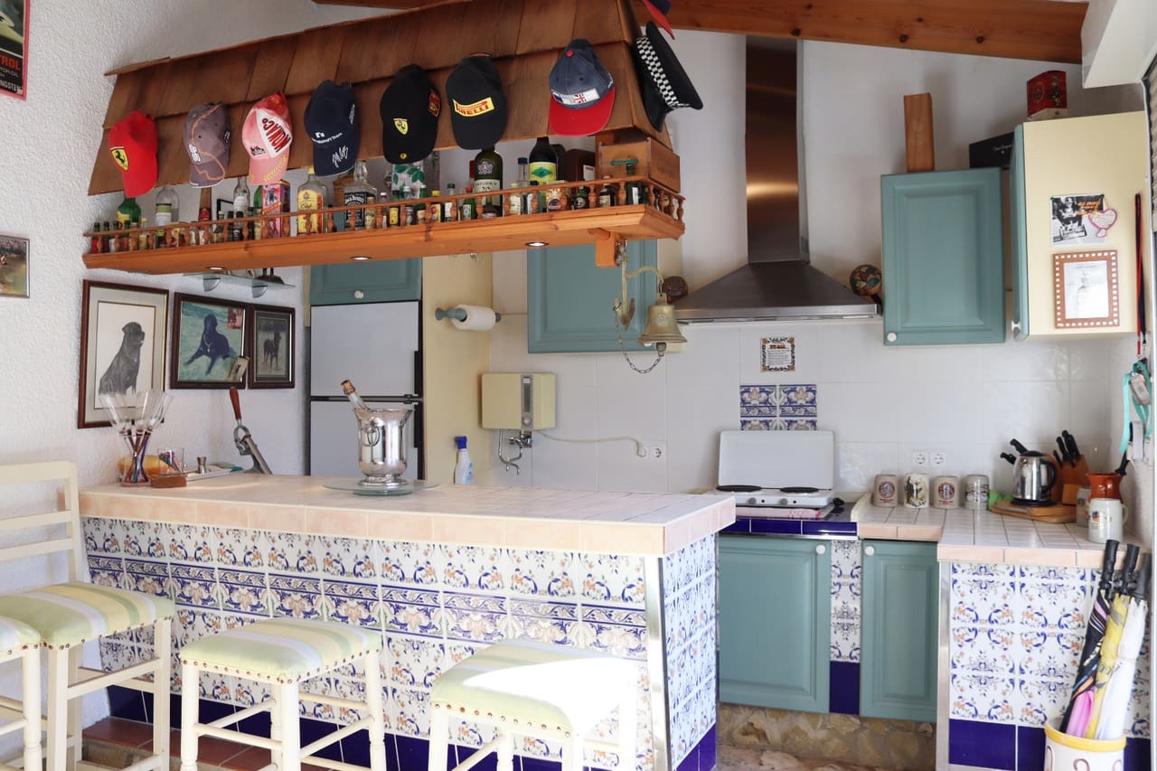 4 bedroom Villa for sale in Benigembla / Benichembla with pool garage - € 469,000 (Ref: 9680583)