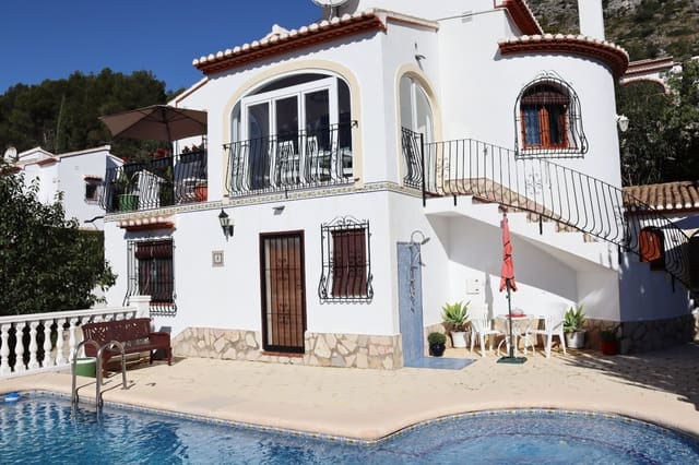 4 bedroom Villa for sale in Benigembla / Benichembla with pool garage - € 469,000 (Ref: 9680583)