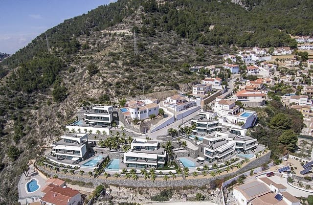 4 soverom Villa til salgs i Calpe / Calp med svømmebasseng - € 1 850 000 (Ref: 9699881)