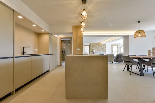 5 soverom Villa til salgs i Altea med svømmebasseng - € 1 695 000 (Ref: 9699884)