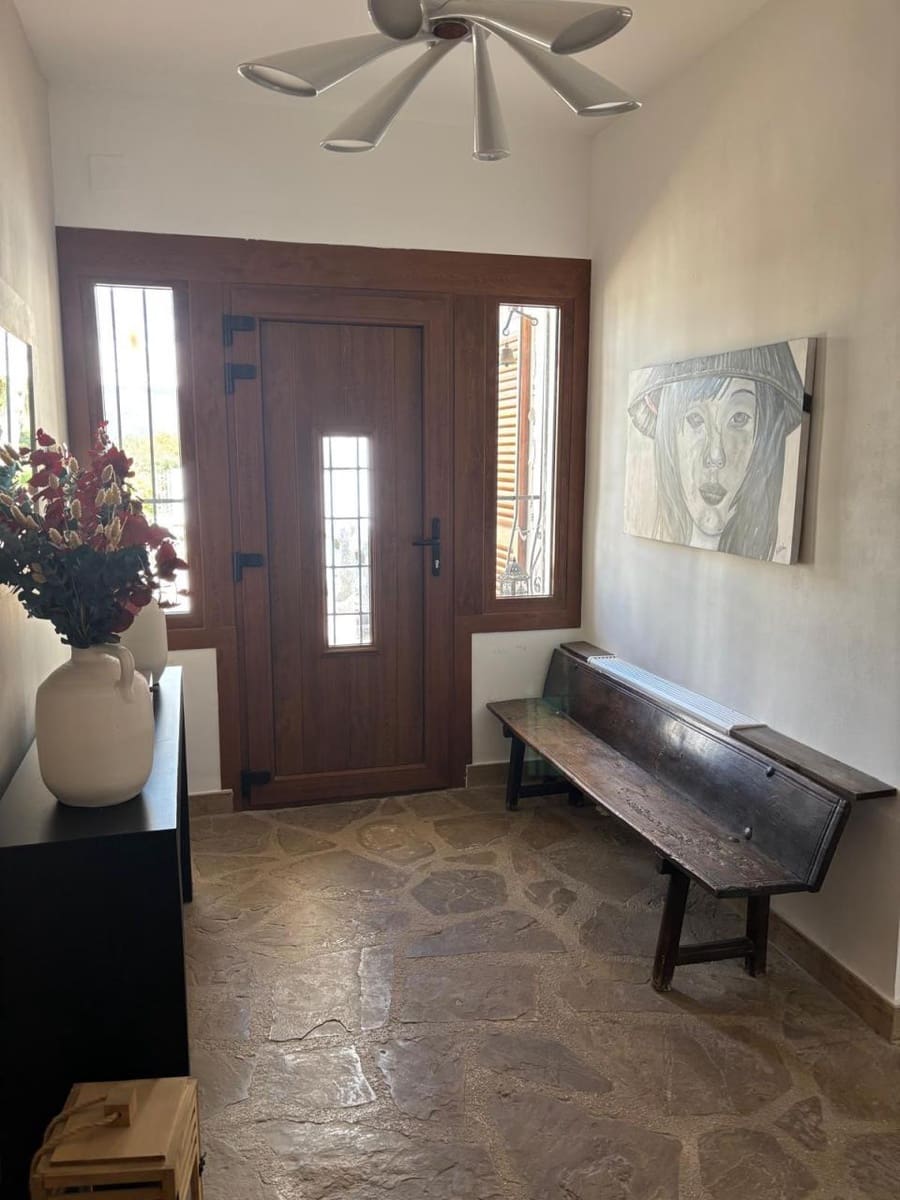 5 makuuhuone Maalaistalo myytävänä paikassa Alfaz del Pi / L'Alfas del Pi mukana 
autotalli - 1 495 000 € (Ref: 9699888)