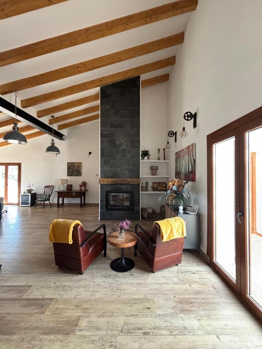 5 makuuhuone Maalaistalo myytävänä paikassa Alfaz del Pi / L'Alfas del Pi mukana 
autotalli - 1 495 000 € (Ref: 9699888)