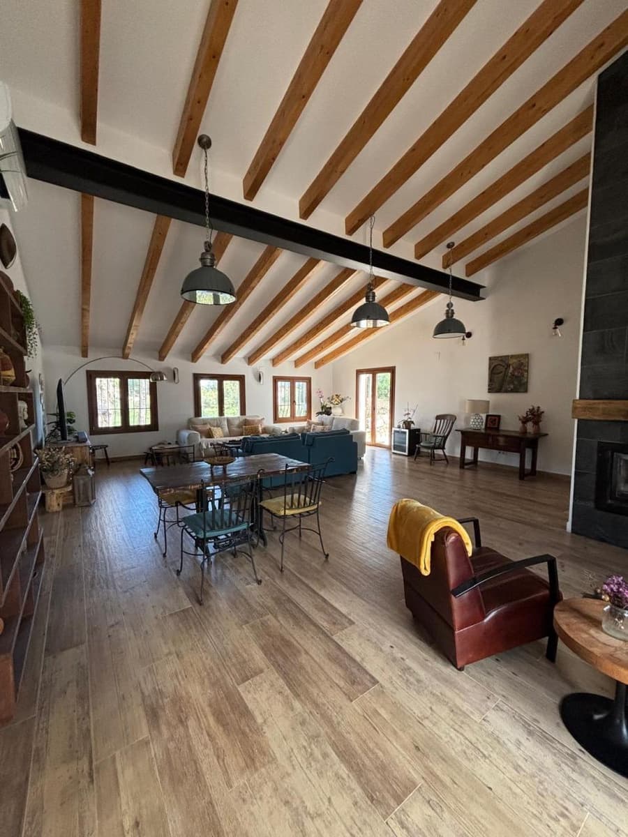 5 makuuhuone Maalaistalo myytävänä paikassa Alfaz del Pi / L'Alfas del Pi mukana 
autotalli - 1 495 000 € (Ref: 9699888)