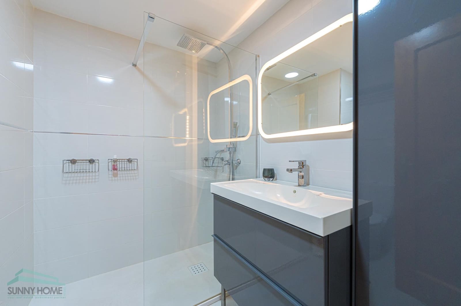 1 bedroom Apartment for sale in Altea with pool garage - € 279,000 (Ref: 9699889)