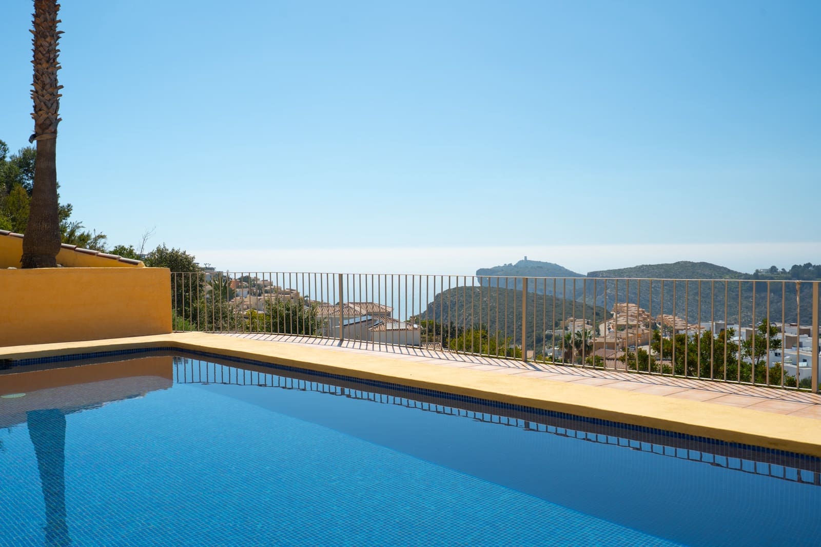 4 soveværelse Villa til salg i Benitachell / Benitatxell med swimmingpool - € 745.000 (Ref: 9720347)