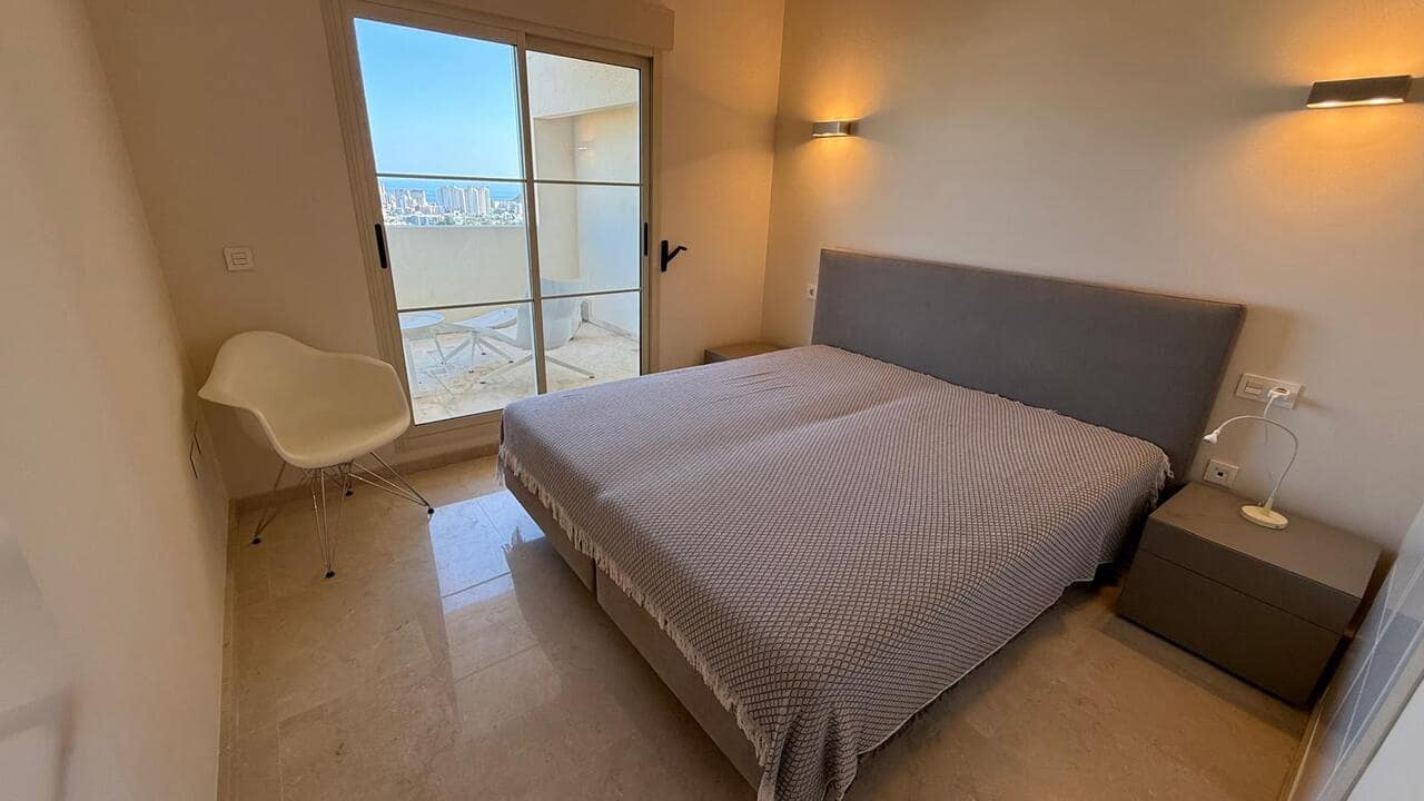 3 bedroom Apartment for sale in Finestrat with pool - € 450,000 (Ref: 9778476)