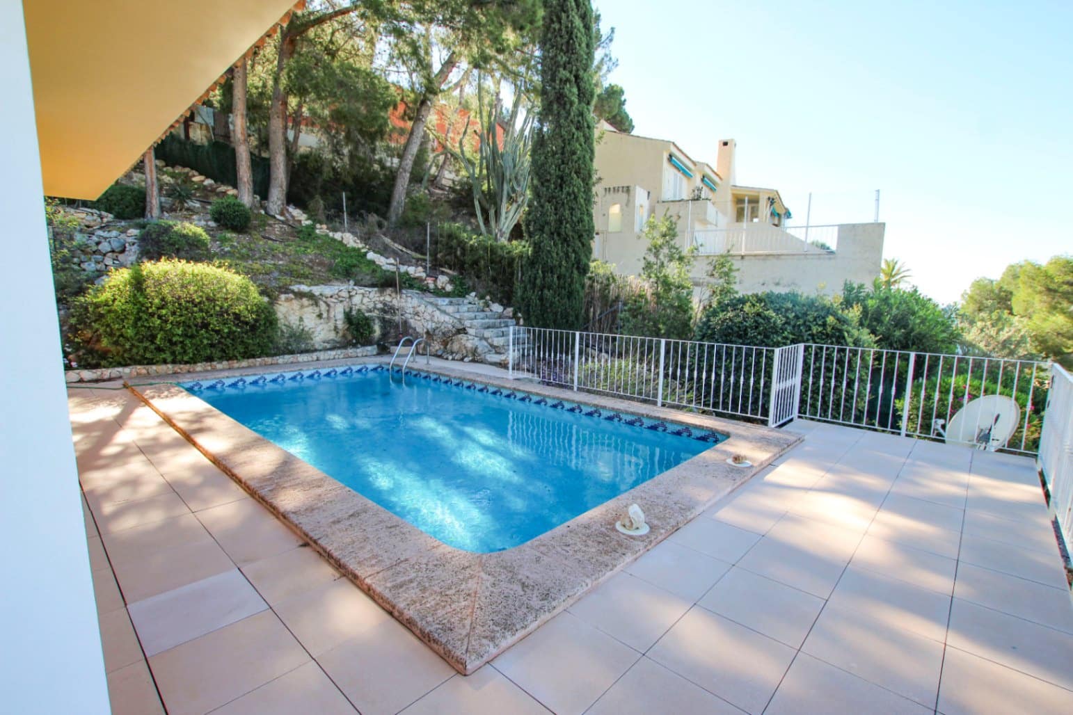 4 bedroom Villa for sale in Altea with pool garage - € 849,000 (Ref: 9778477)
