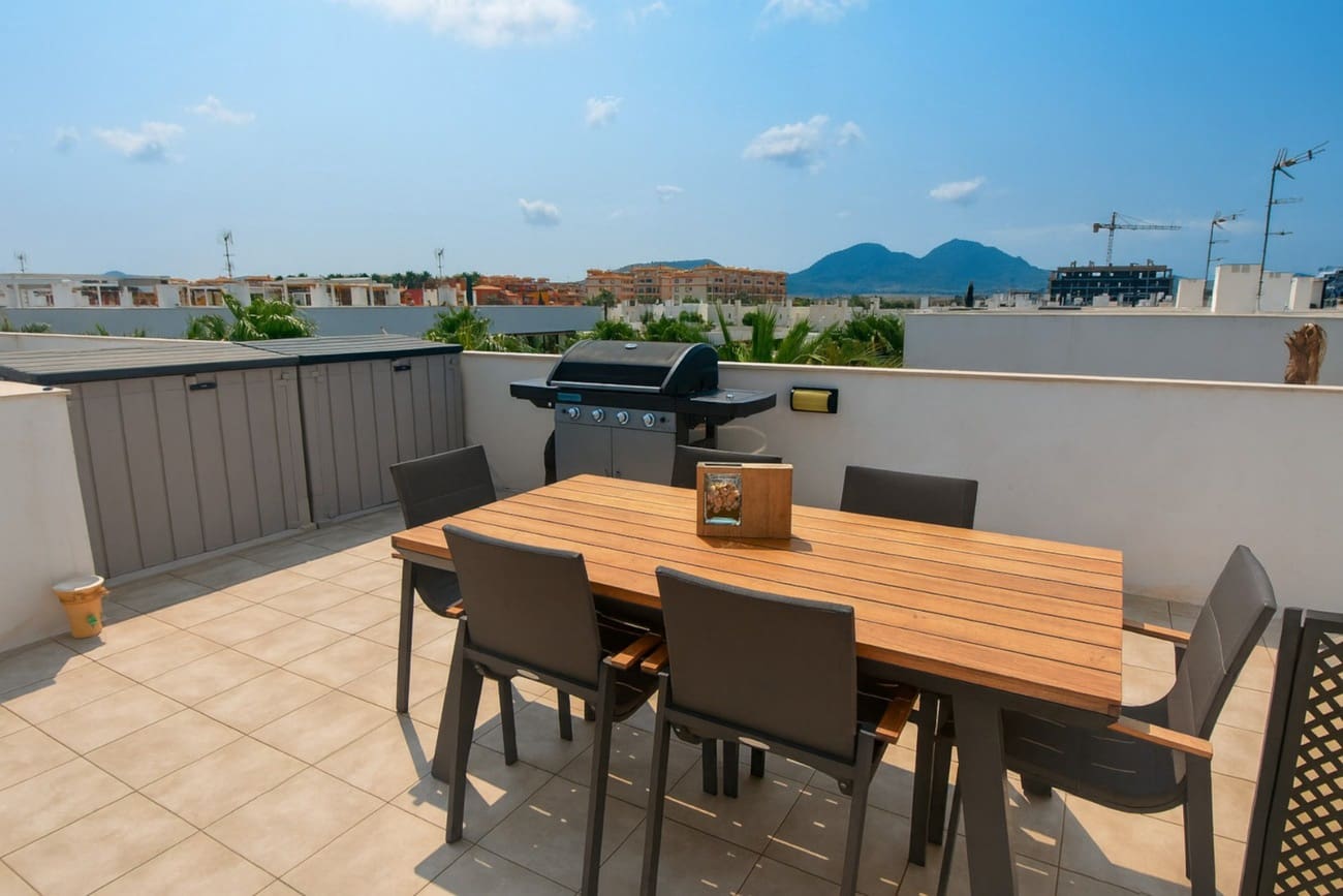 2 soverom Leilighet til salgs i Mar de Cristal med svømmebasseng - € 269 000 (Ref: 9778478)