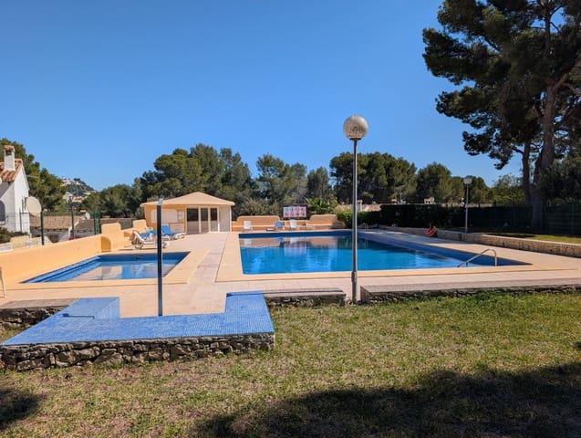2 quarto Casa em Banda para venda em Moraira, Teulada-Moraira com piscina - 289 000 € (Ref: 9785168)