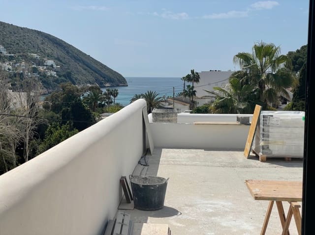 4 soveværelse Villa til salg i Moraira, Teulada-Moraira med swimmingpool garage - € 1.975.000 (Ref: 9793698)