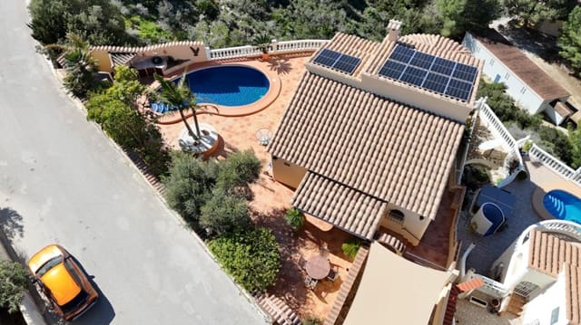3 bedroom Villa for sale in Benitachell / Benitatxell with pool garage - € 890,000 (Ref: 9802520)