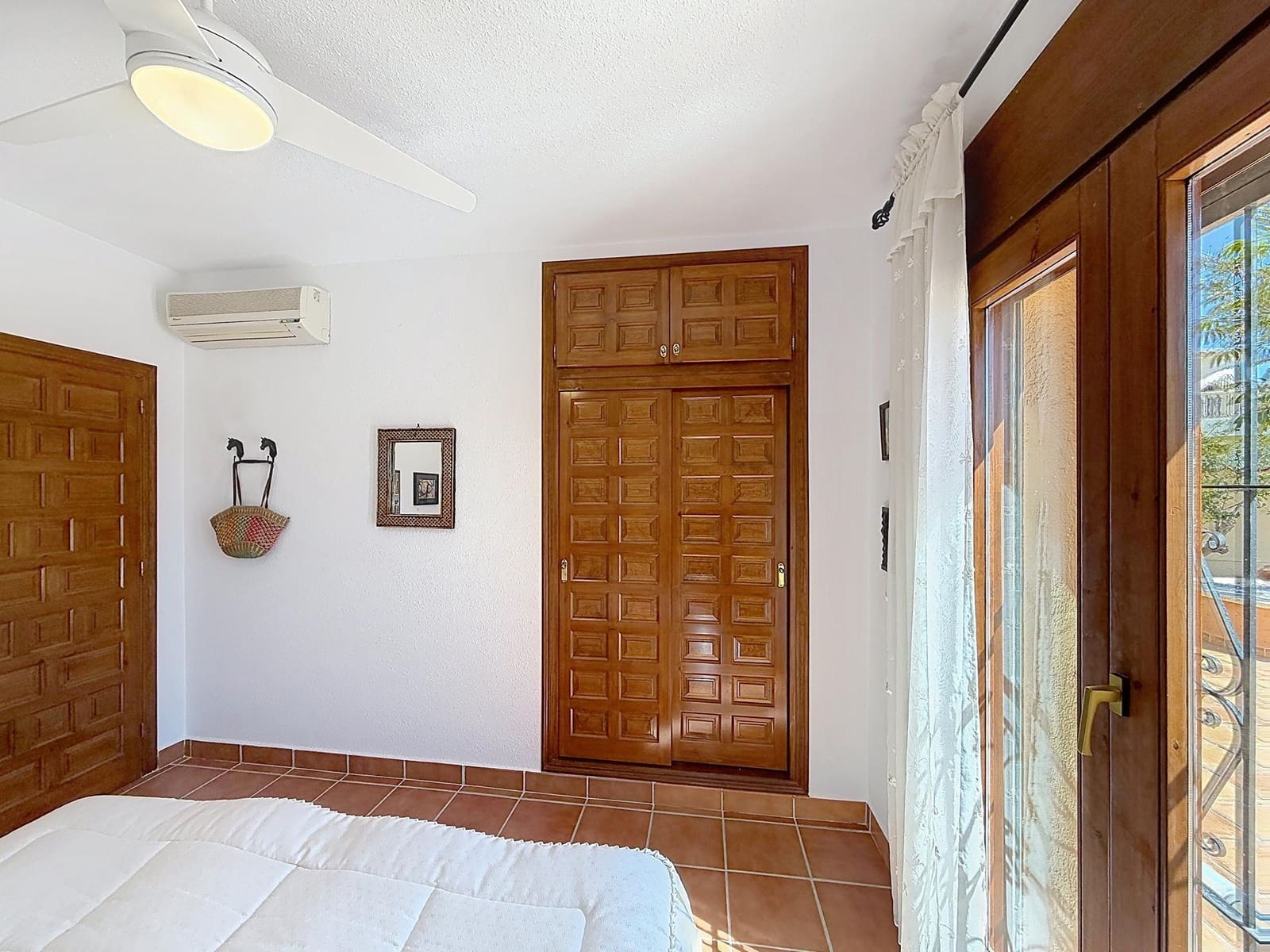 3 bedroom Villa for sale in Benitachell / Benitatxell with pool garage - € 890,000 (Ref: 9802520)